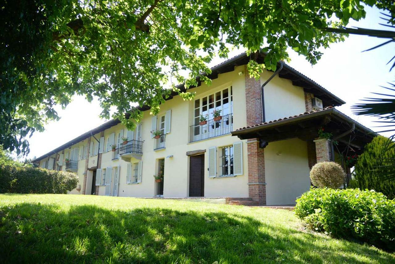 Tenuta Degli Angeli Rossi Asti Eksteriør bilde