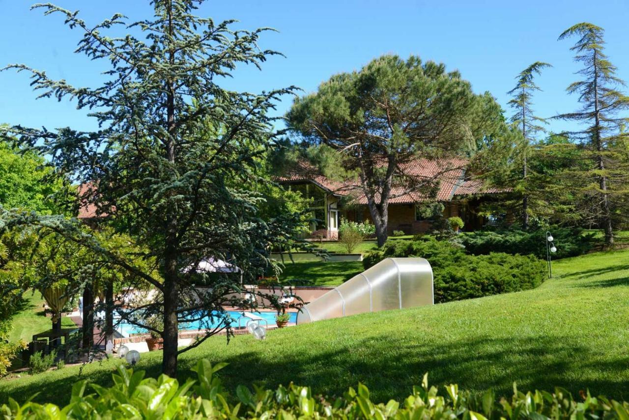 Tenuta Degli Angeli Rossi Asti Eksteriør bilde