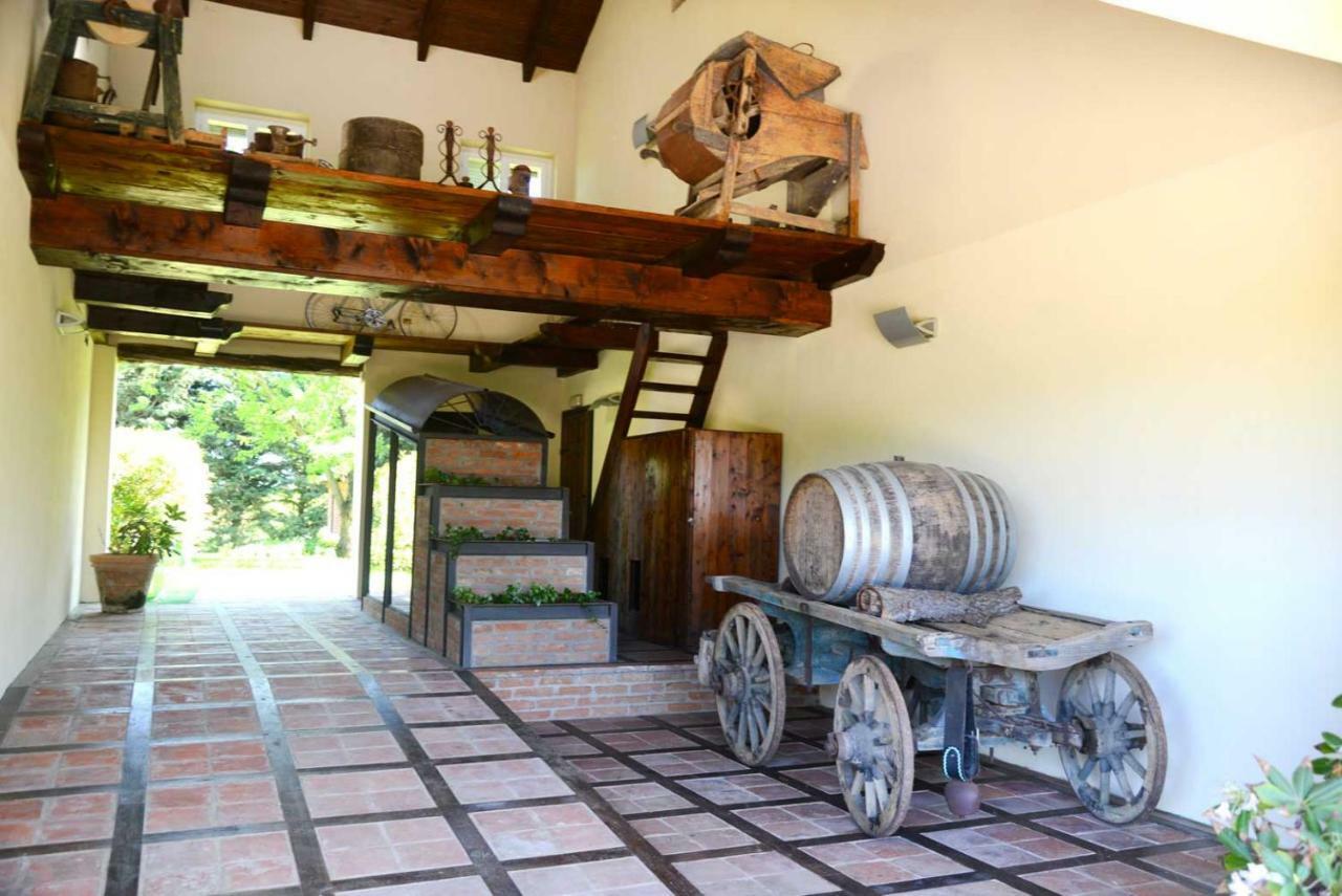 Tenuta Degli Angeli Rossi Asti Eksteriør bilde
