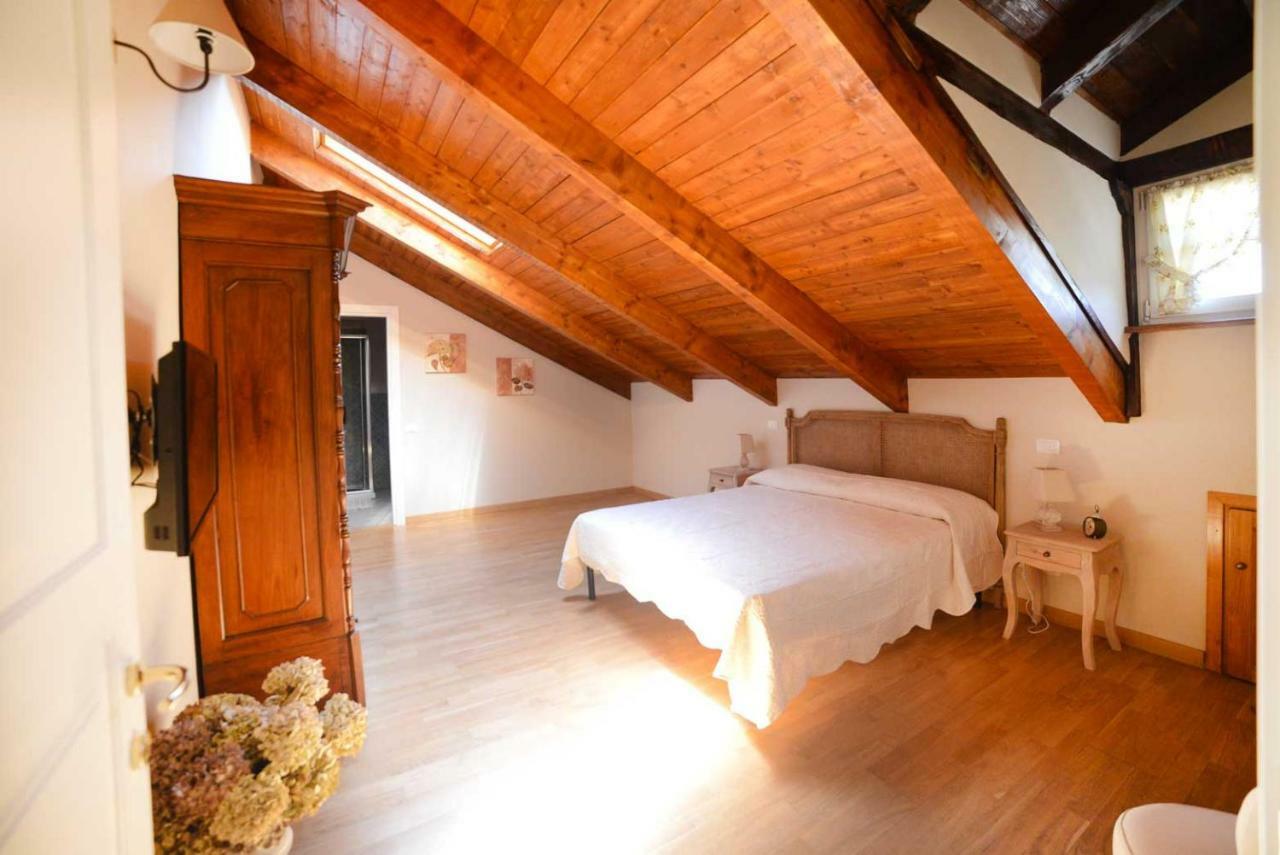 Tenuta Degli Angeli Rossi Asti Eksteriør bilde