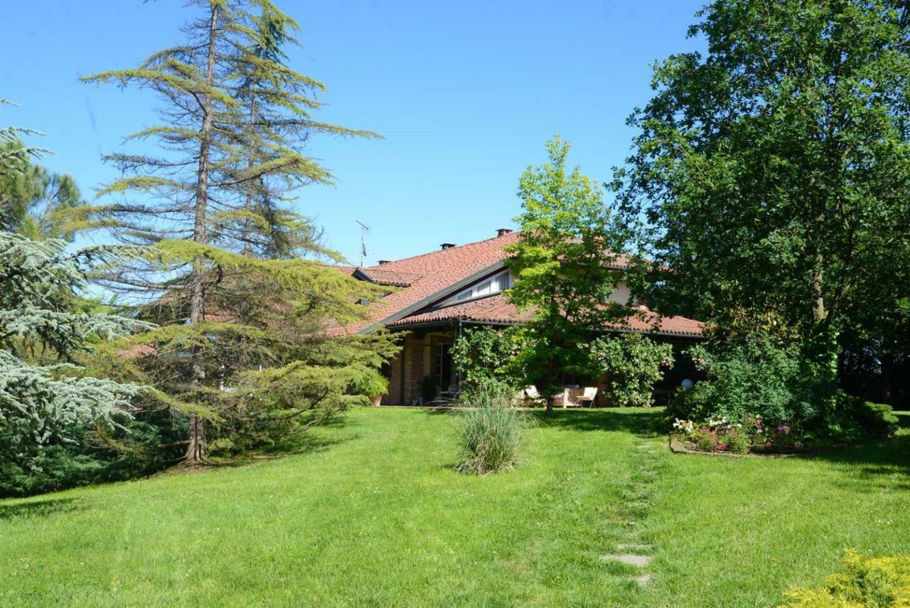 Tenuta Degli Angeli Rossi Asti Eksteriør bilde