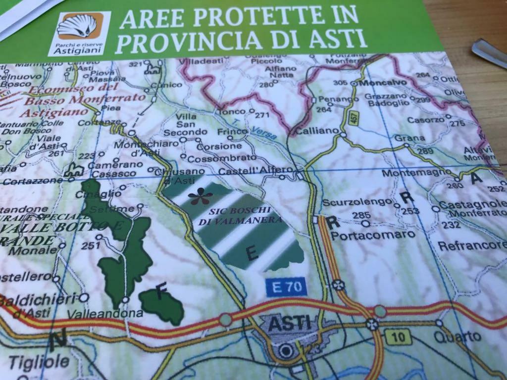 Tenuta Degli Angeli Rossi Asti Eksteriør bilde