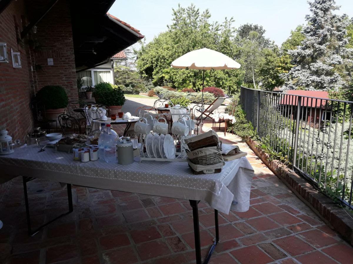 Tenuta Degli Angeli Rossi Asti Eksteriør bilde